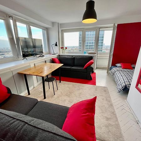 Sawa 3 Metro X2 Fast Wifi 50'Tv Netflx Hbo Appletv+ Amazontv Apartment Варшава Екстериор снимка